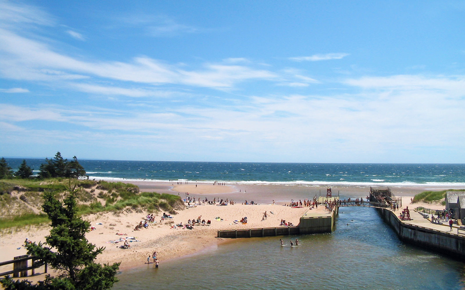 Singing Sand Beaches: How and Where to Hear Dry Sand Sing - Thrillist