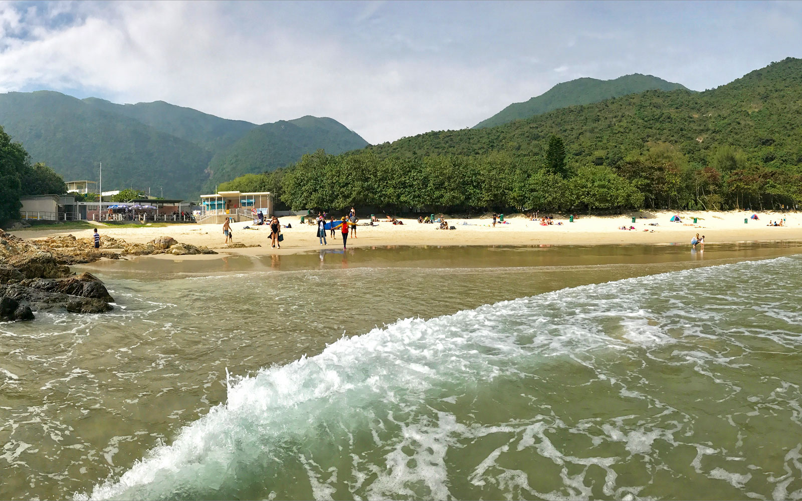 Big Wave Bay Beach - Hong Kong