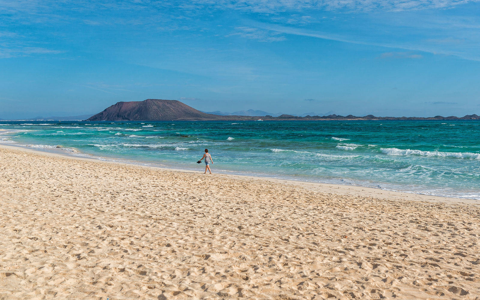 Flag Beach / Fuerteventura / Canary Islands // World Beach Guide