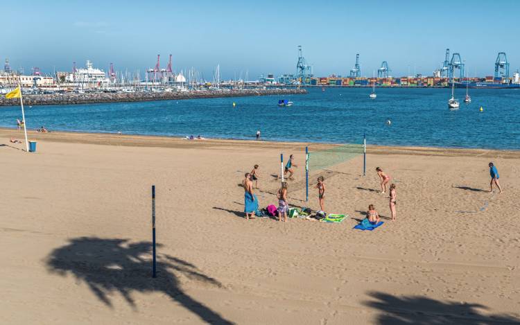 Playa de Las Alcaravaneras - Spain