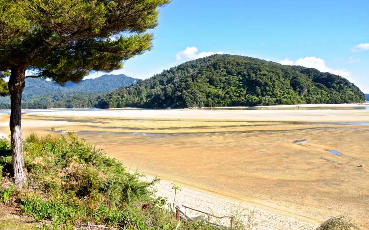 Awaroa Inlet Beach - New Zealand