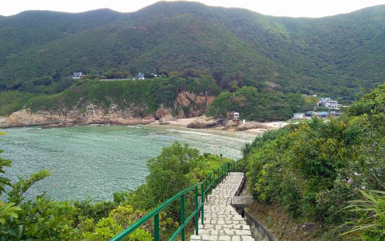 Big Wave Bay Beach - Hong Kong