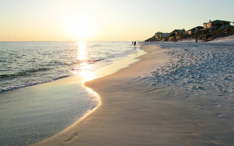 Blue Mountain Beach
