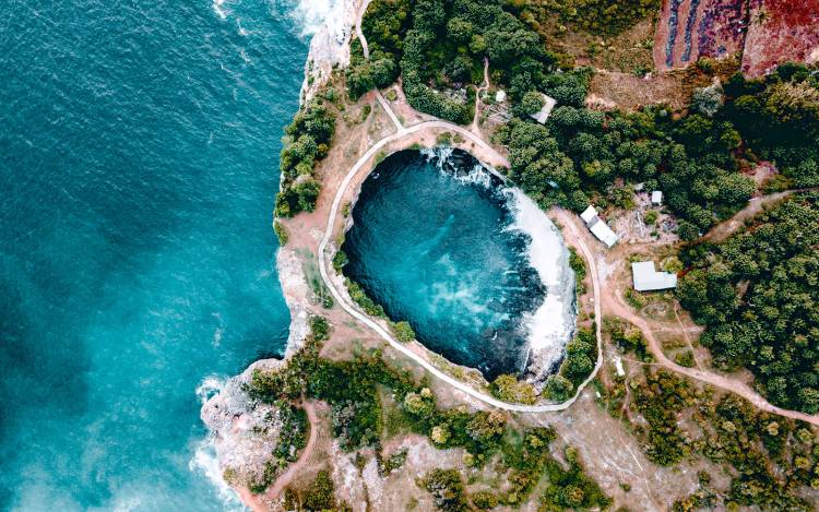 Broken Beach - Indonesia