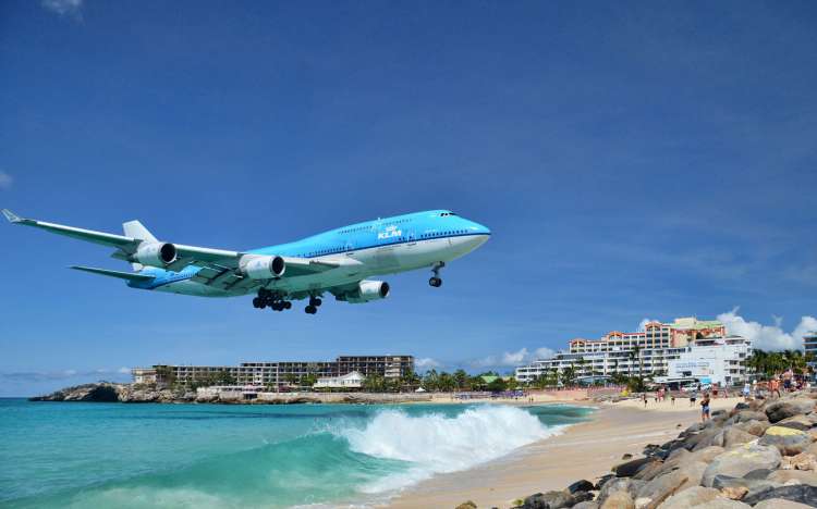 Maho Beach