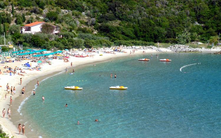 Spiaggia di Cavoli - Italy