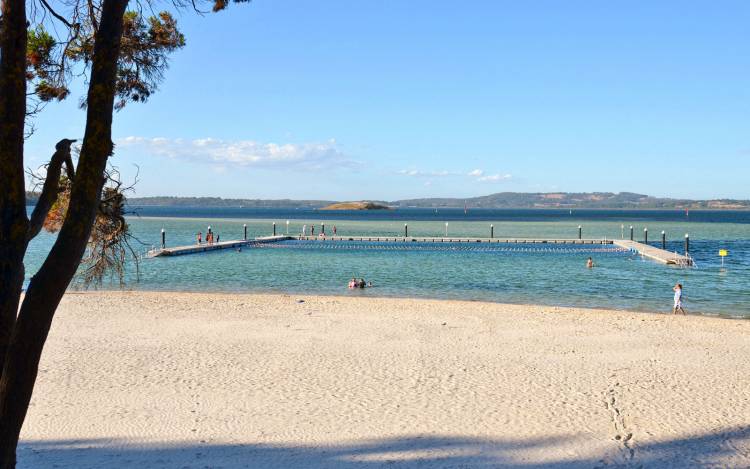 Emu Point Beach