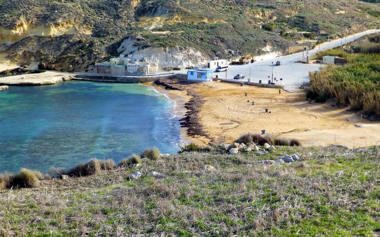 Gnejna Bay