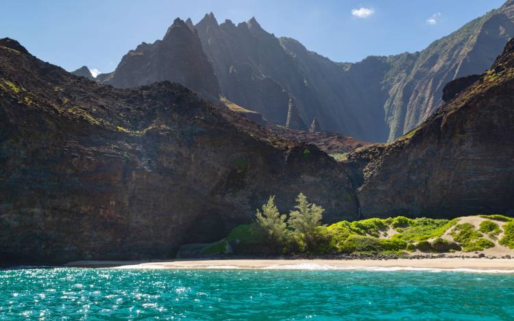 Honopu Beach
