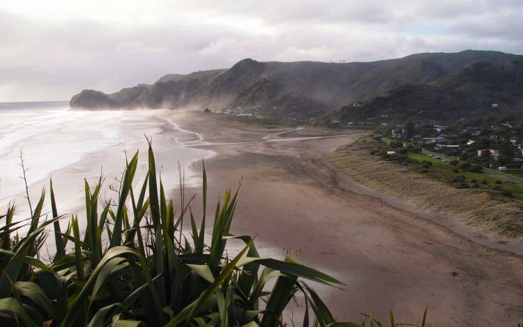 Karekare Beach
