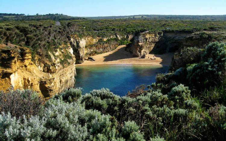 Loch Ard Gorge Beach - Australia