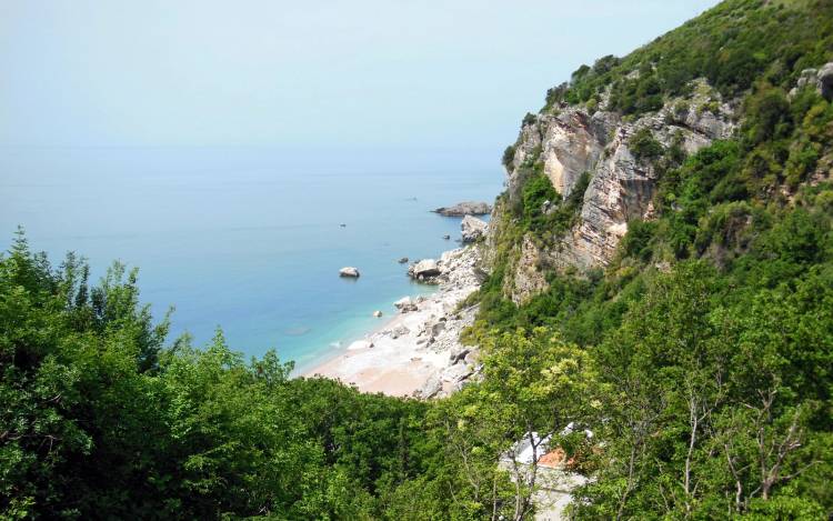 Perazica Do Beach - Montenegro