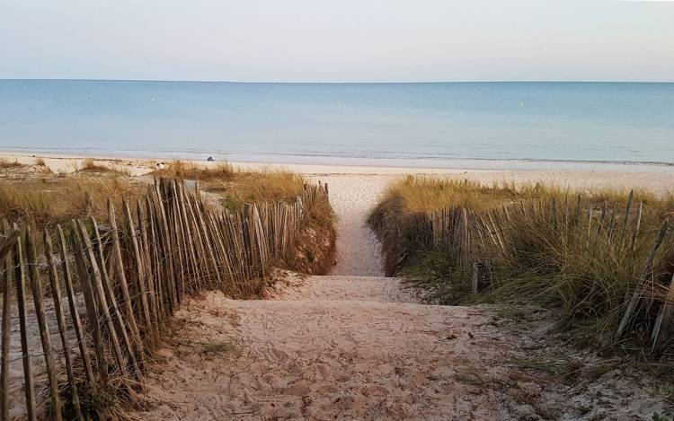 Plage de Kermor - France