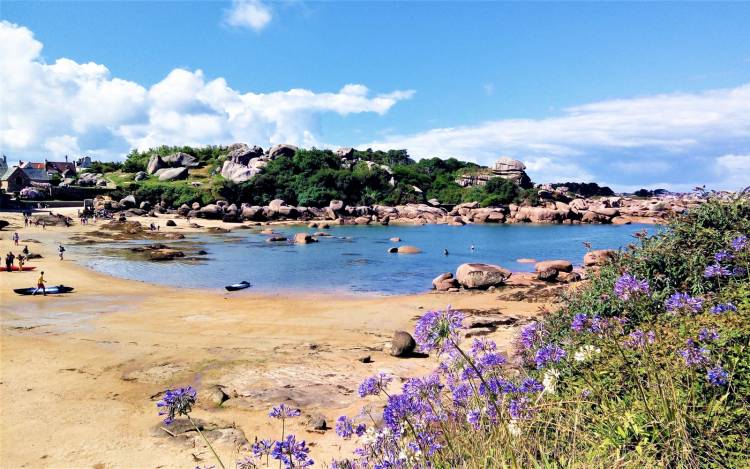 La Plage Saint Guirec - France