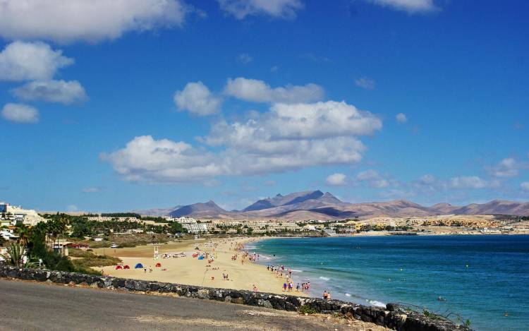 Playa de Costa Calma / Fuerteventura / Canary Islands // World Beach Guide