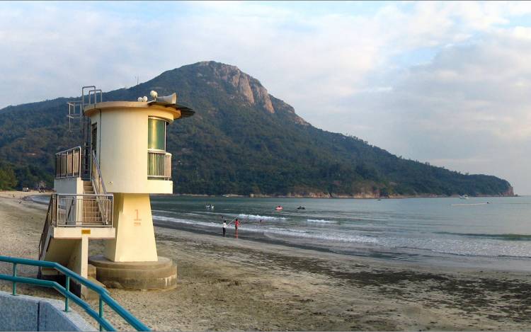 Pui O Beach - Hong Kong