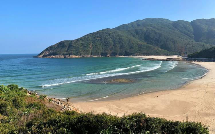 Sai Wan Beach - Hong Kong