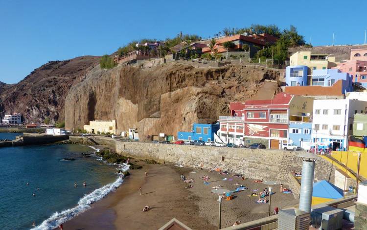 Playa de Sardina del Norte - Spain