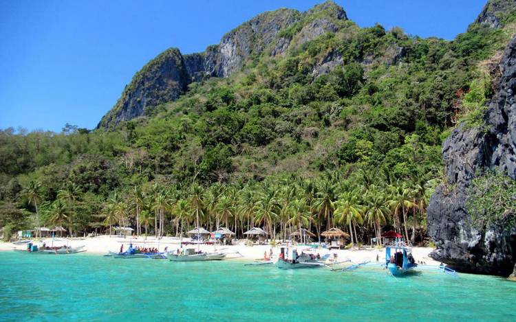 Seven Commandos Beach - Philippines