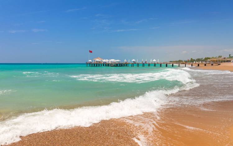 Side Beach / Turkey / Turquoise Coast // World Beach Guide