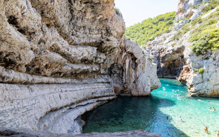 Stiniva (Vis Island) Beach - Croatia