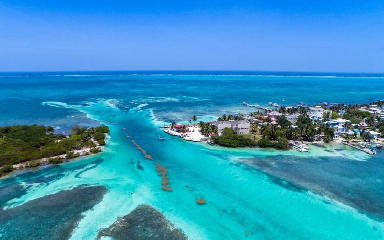 The Split - Caye Caulker Beach - Belize