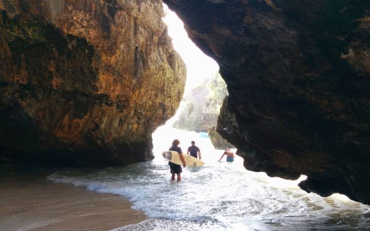 Suluban Beach - Indonesia