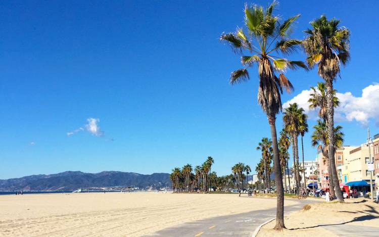 Los Angeles: glamour, beautiful beaches and culture