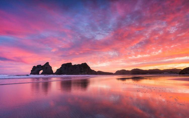 Wharariki Beach - New Zealand