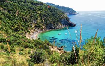 Cala del Gesso / Tuscany / Italy // World Beach Guide