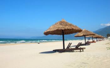 Lăng Cô Beach - Vietnam