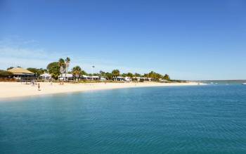 Monkey Mia Beach - Australia