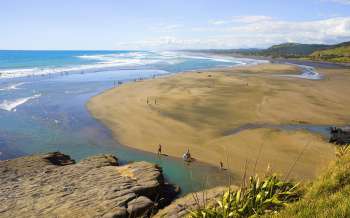 Muriwai Beach - New Zealand