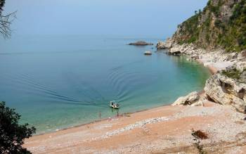 Perazica Do Beach - Montenegro