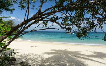 Playa Larga (Contadora) - Panama