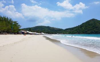 Selong Belanak Beach - Indonesia