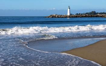 Twin Lakes State Beach - USA