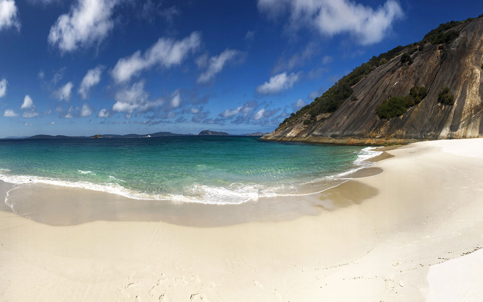 Misery Beach / Western Australia / Australia // World Beach Guide