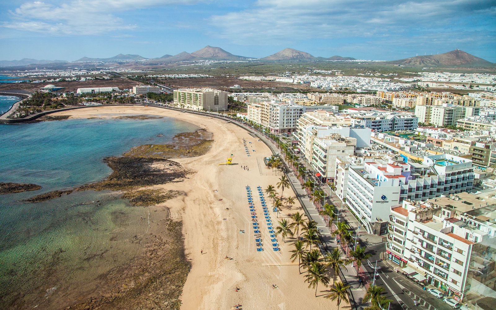 Cual es la mejor playa de lanzarote