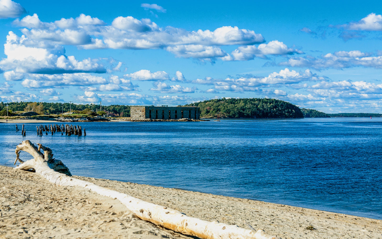 Popham Beach / Maine / USA // World Beach Guide