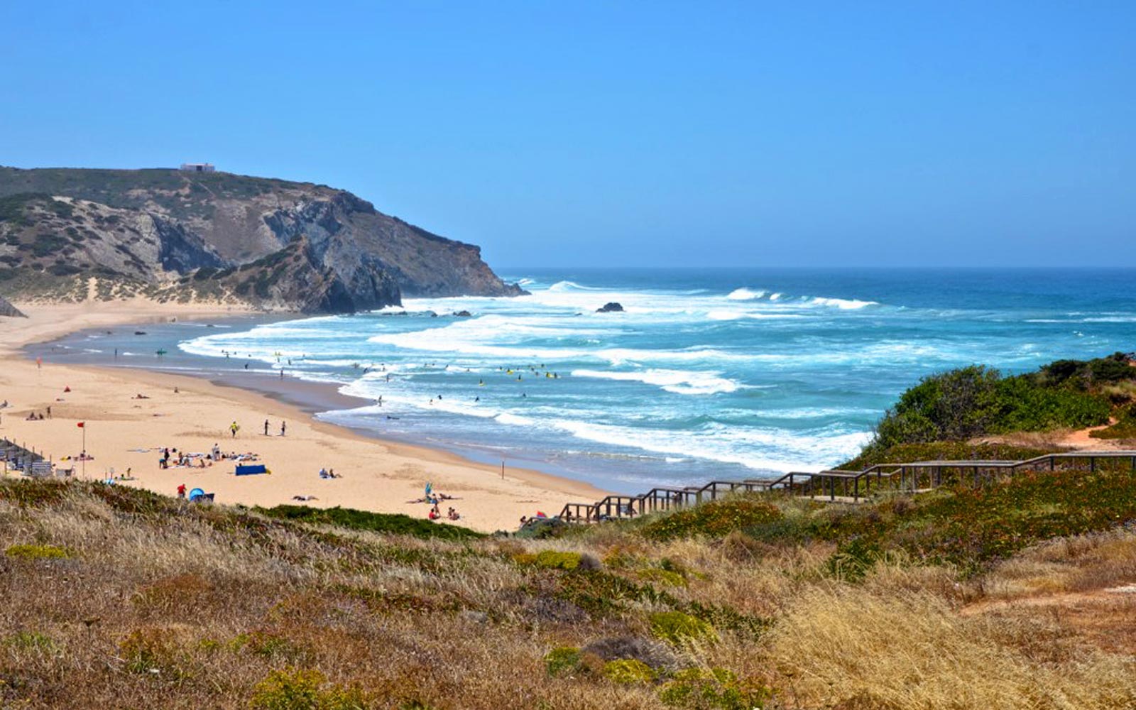 Praia do Amado / Algarve / Portugal // World Beach Guide