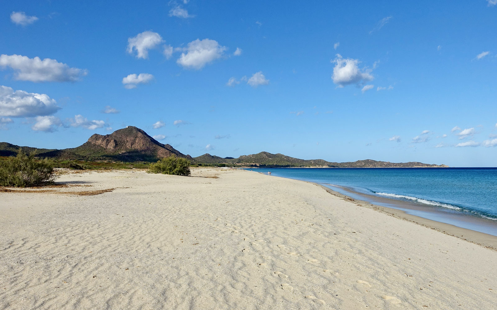 Plage De Nudistes En Sardaigne