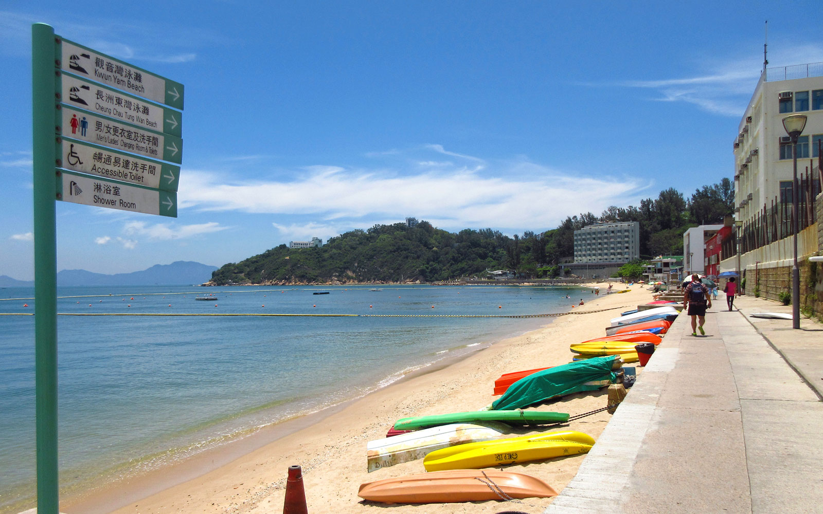 Tung Wan Beach / Cheung Chau / Hong Kong // World Beach Guide Tung Wan Beach / Cheung Chau / Hong Kong // World Beach Guide