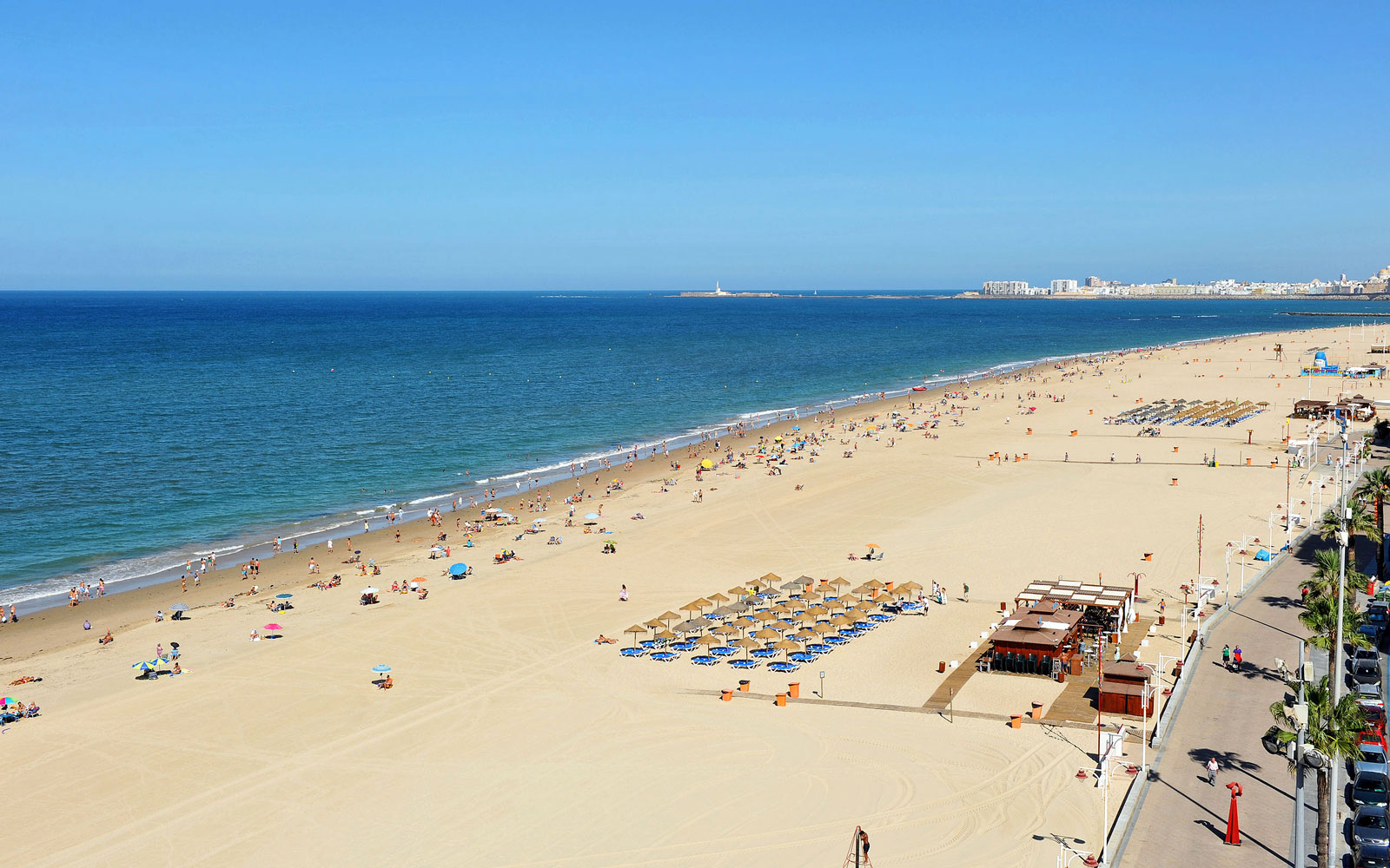 Playa la Victoria / Costa de la Luz / Andalusia // World Beach Guide